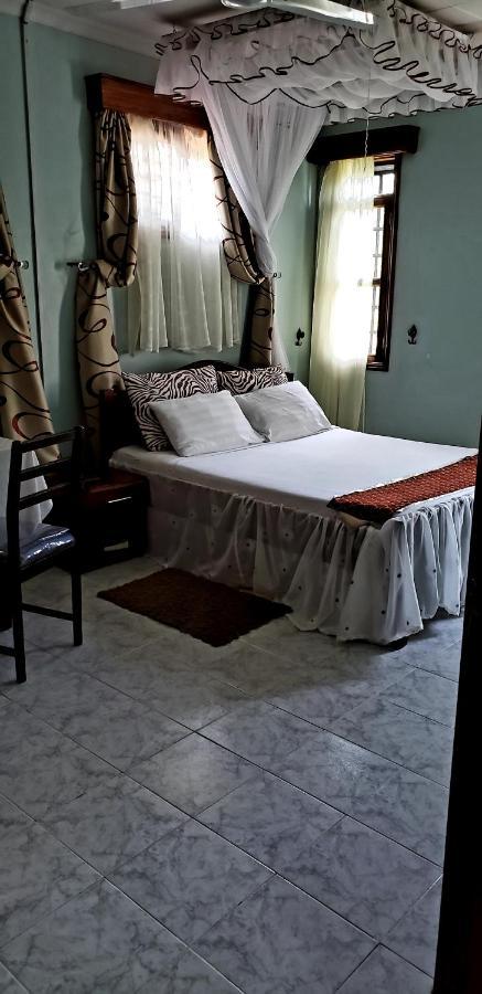 קיסומו Family Nest Guesthouse מראה חיצוני תמונה