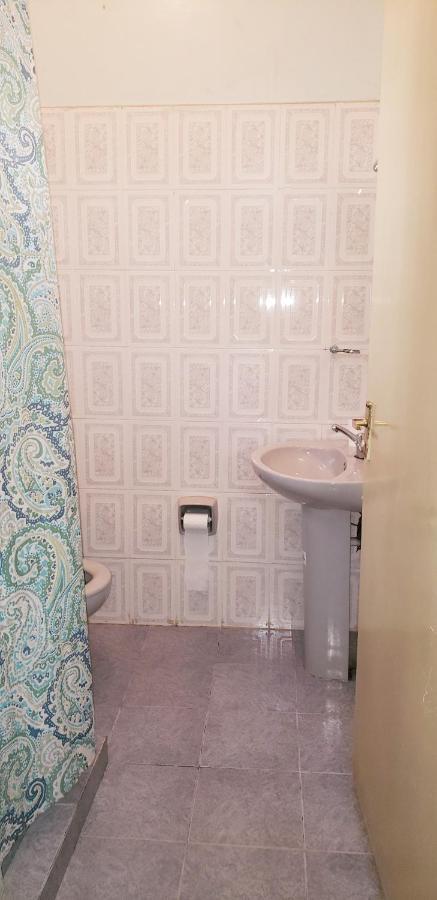 קיסומו Family Nest Guesthouse מראה חיצוני תמונה